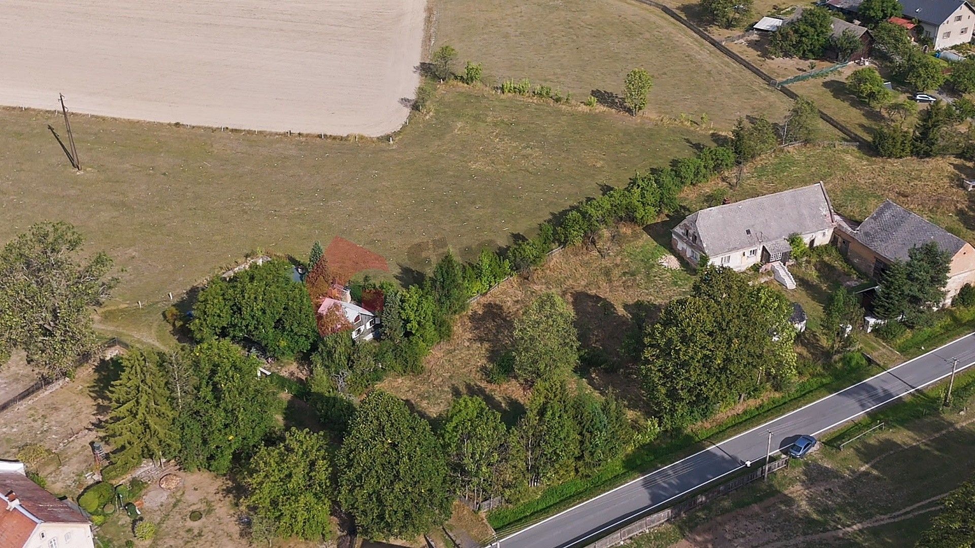 Pozemek pro bydlení, 1 800 m²