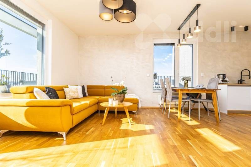 Prodej byt 4+kk - Smržových 1047, Praha, 110 m²