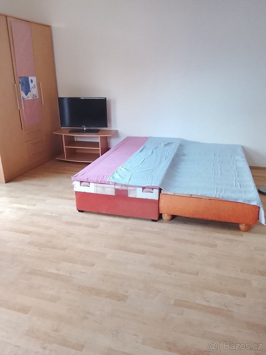 Byty, Hodonín, 695 01