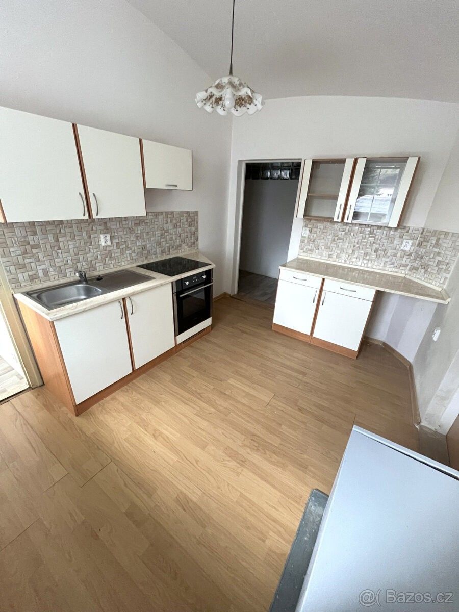 Byty, Chuderov, 400 02