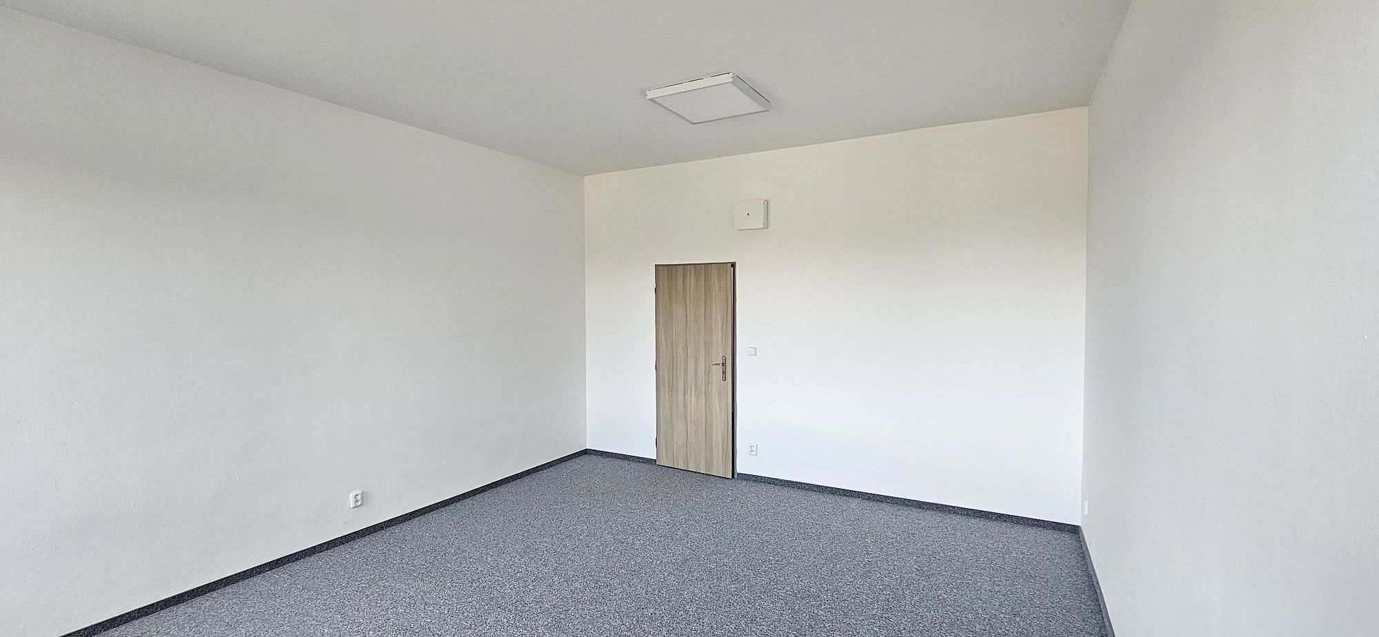 Kanceláře, Ždánská, Bučovice, okres Vyškov, 15,6 m² - 1