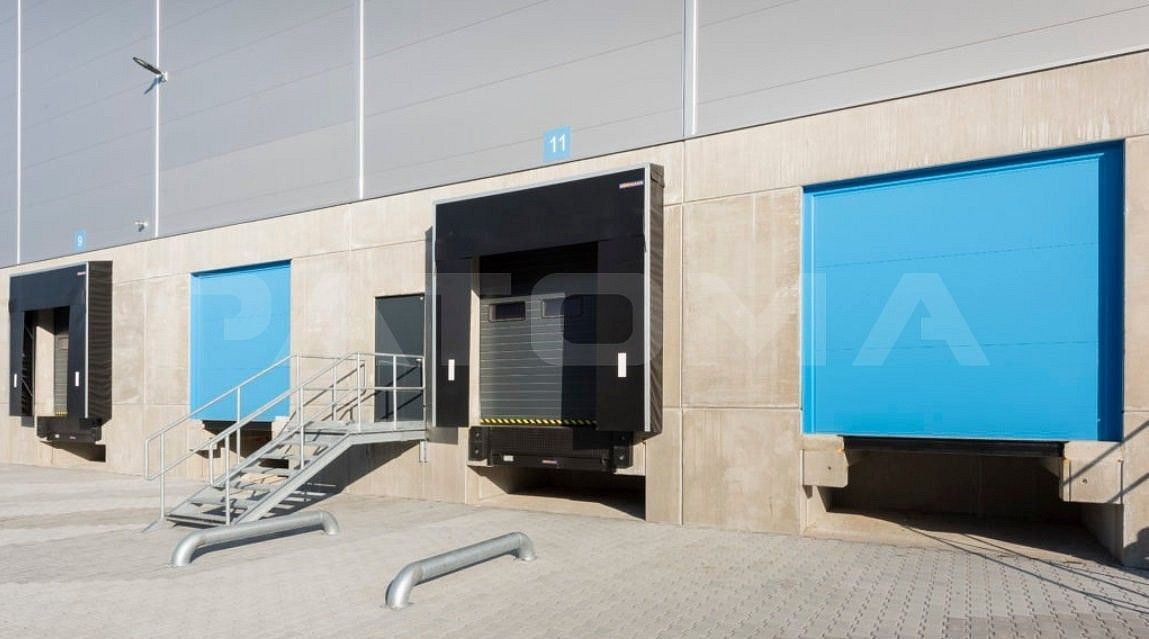 Sklad · 16 000 m² · Tyršova, Vejprnice, okres Plzeň-sever - 4