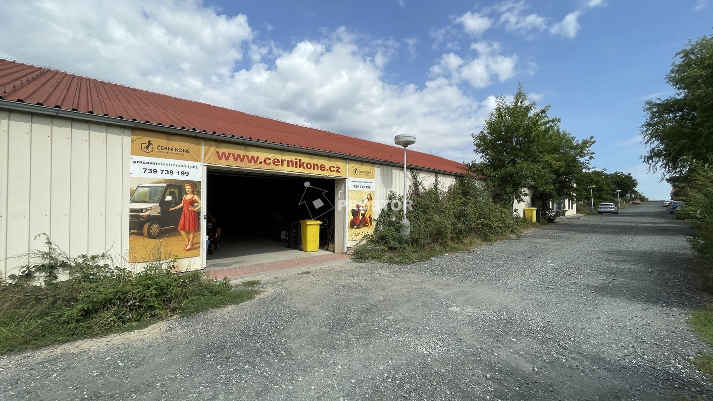 Sklad · 1 100 m² · Tovární 24, Jirny - 4