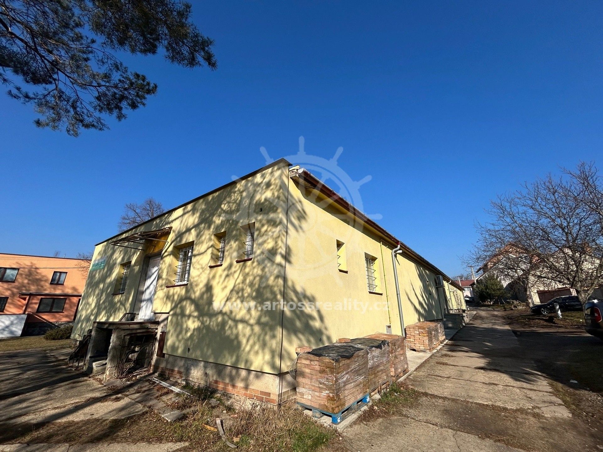 Prodej obchodní prostory - Za humny, Prace, 505 m²