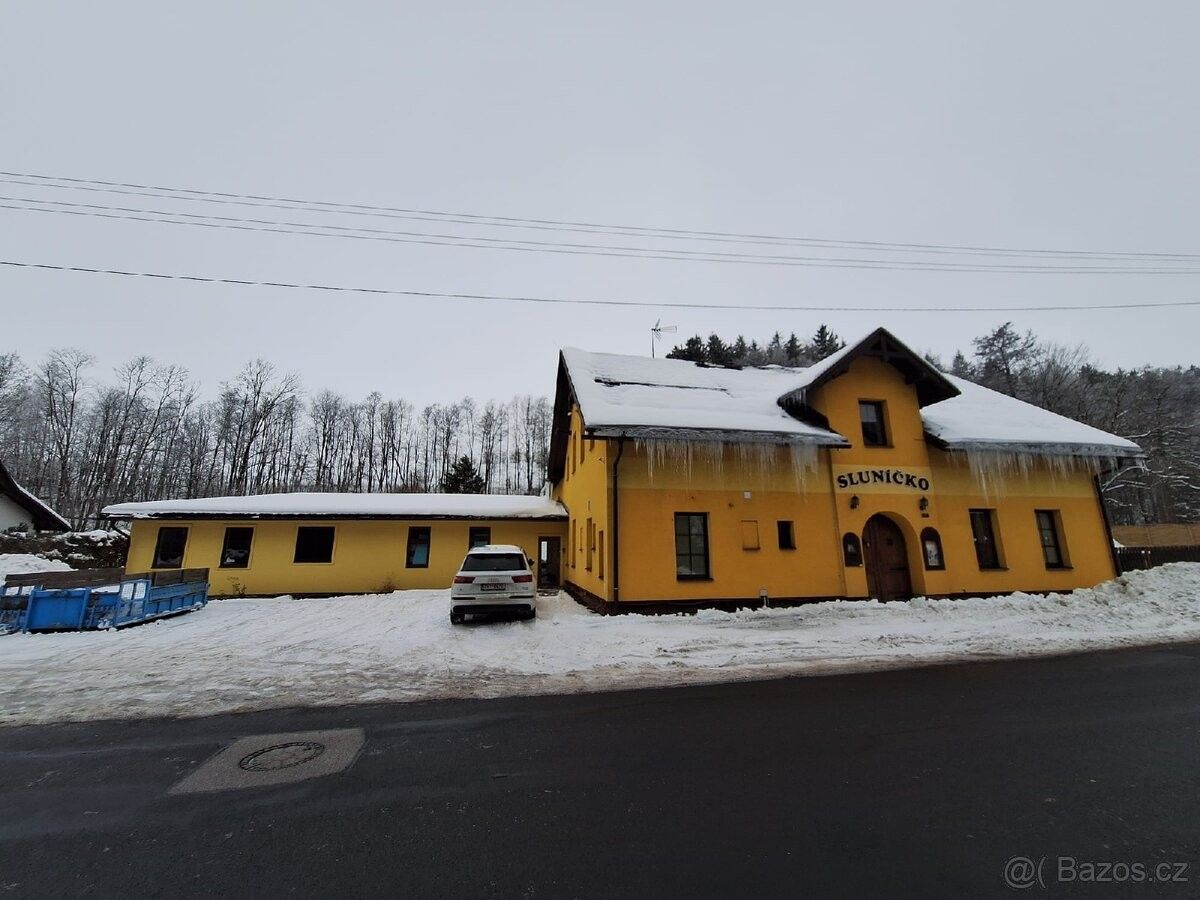 Rodinné domy, Mladé Buky, 542 23