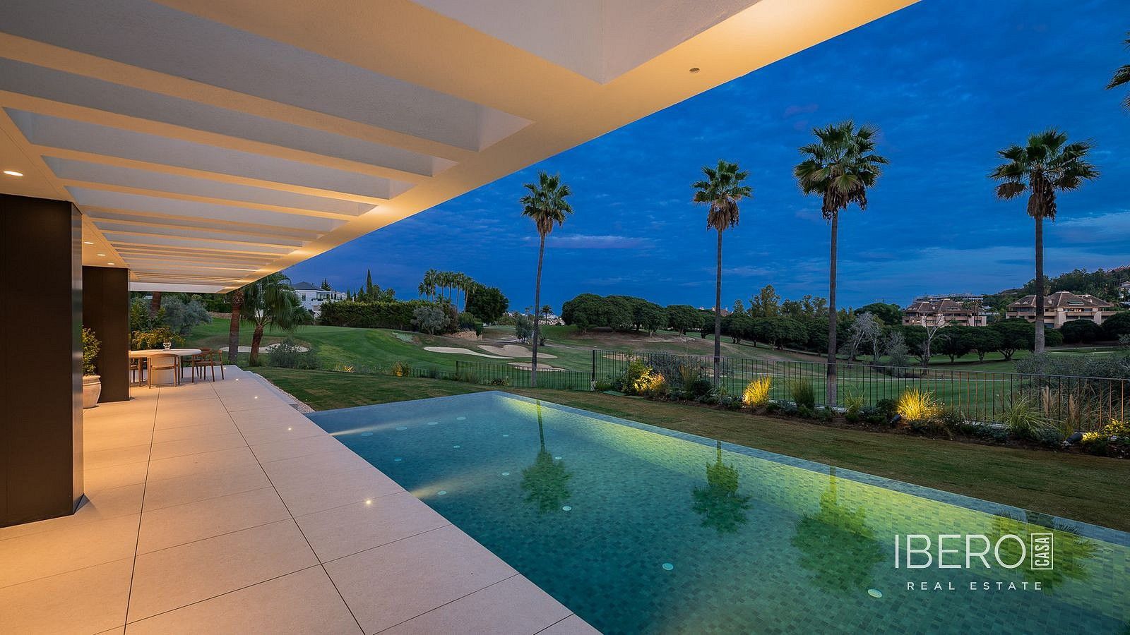 Rodinný dům · 408 m² · Nueva Andalucía, ES - 3