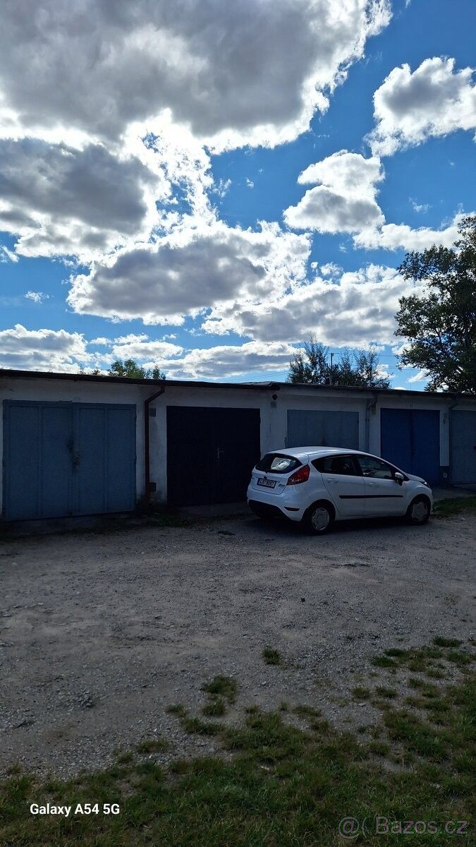 Prodej garáž - Veselí nad Lužnicí, 391 81