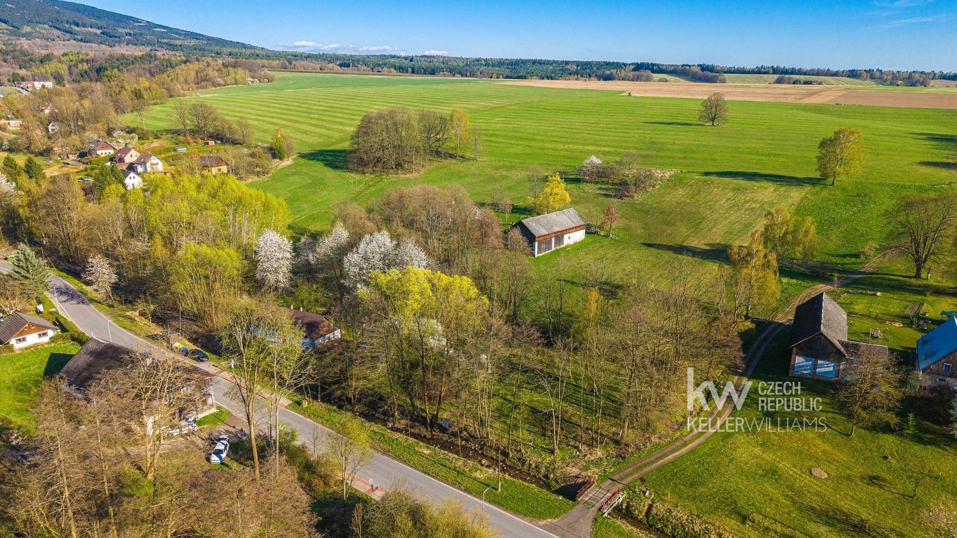 Prodej pozemek pro bydlení - Křižany, 1 005 m² - 5