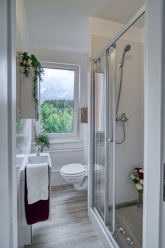 Pronájem byt 1+kk - Radniční, Tanvald, okres Jablonec nad Nisou, 25 m² - 5