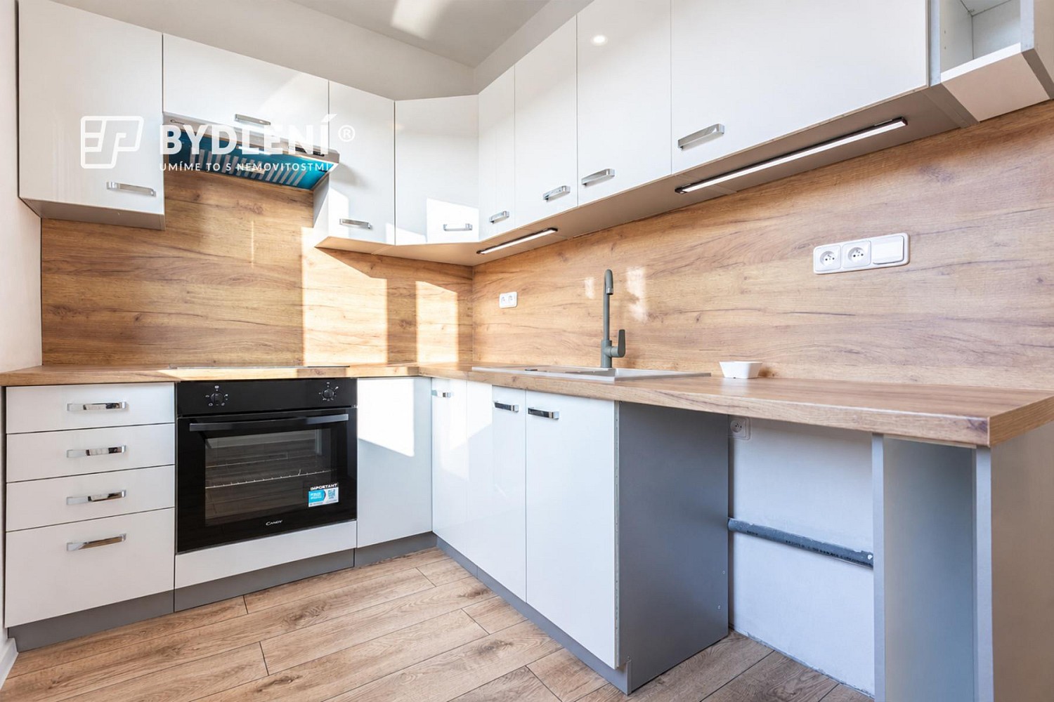 Byt 2+1 · 52 m² · Vítězslava Nezvala, Most - 3
