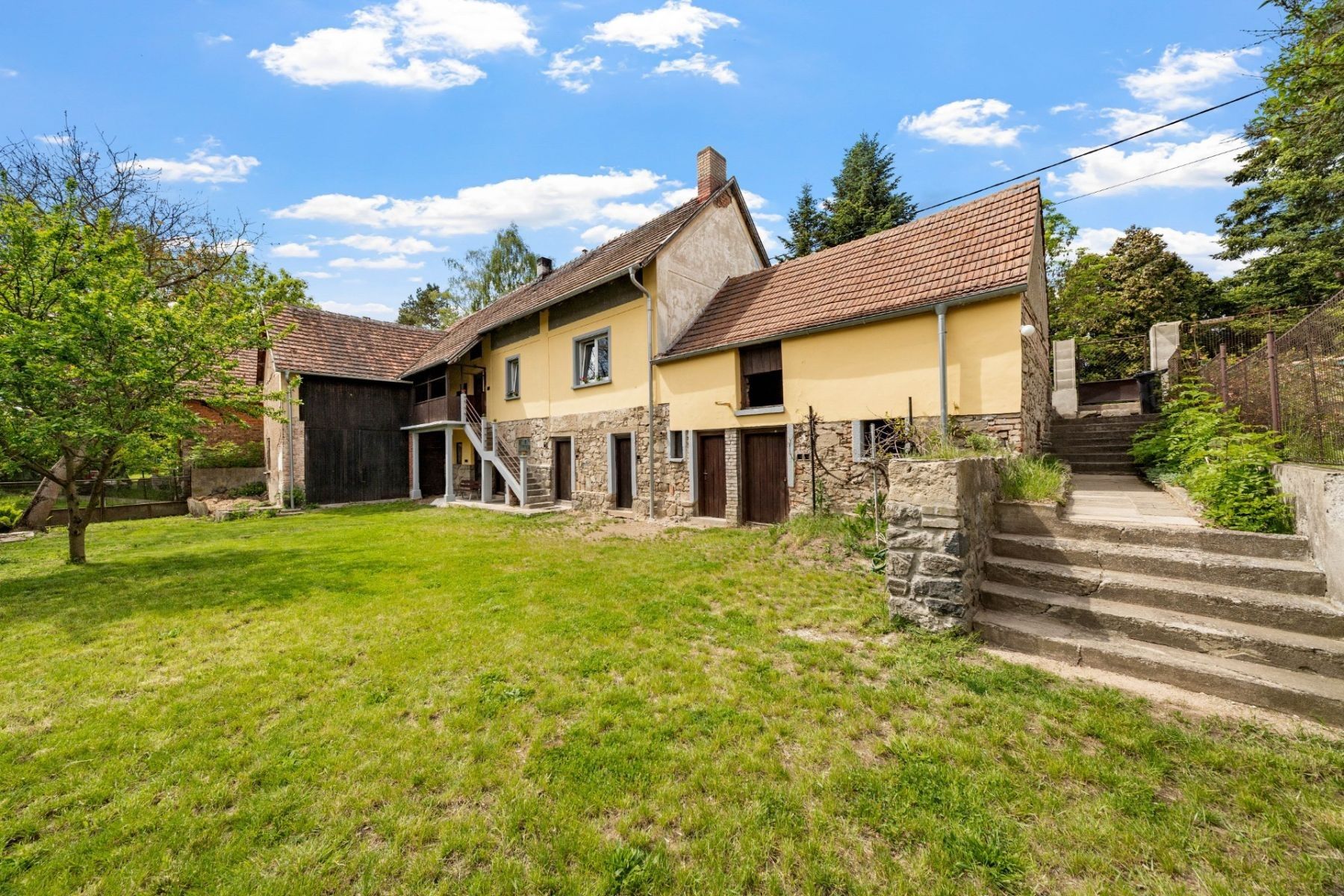 Rodinné domy, Bukovany - Bukovany u Týnce nad Sázavou, Středočeský kraj, 64 m²