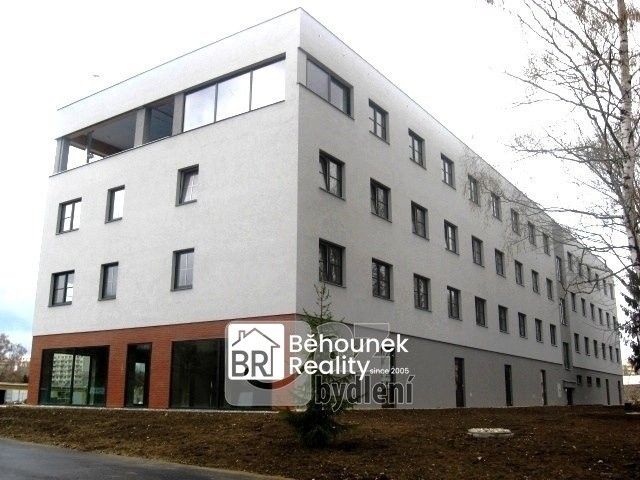 Obchodní prostory, Kpt. Jaroše, Tábor, 113 m²