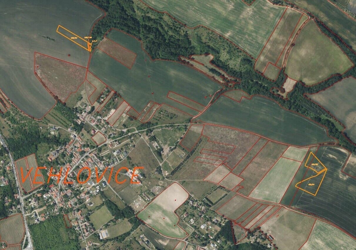 Zemědělské pozemky, Mělník, 17 896 m² - 1