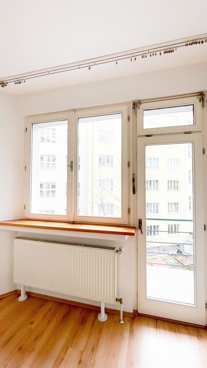 Byt 1+kk · 25 m² · Římská, Praha - 4