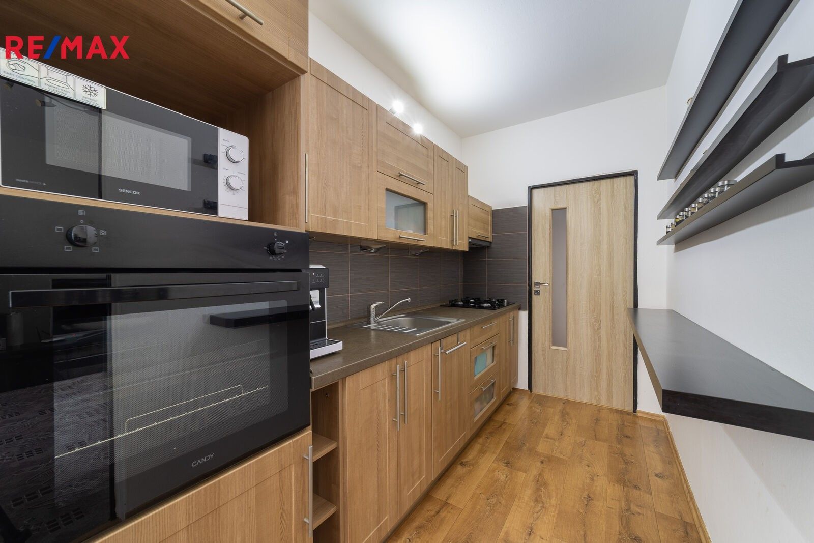 3+1, J. z Poděbrad 1998, Šumperk, 61 m²