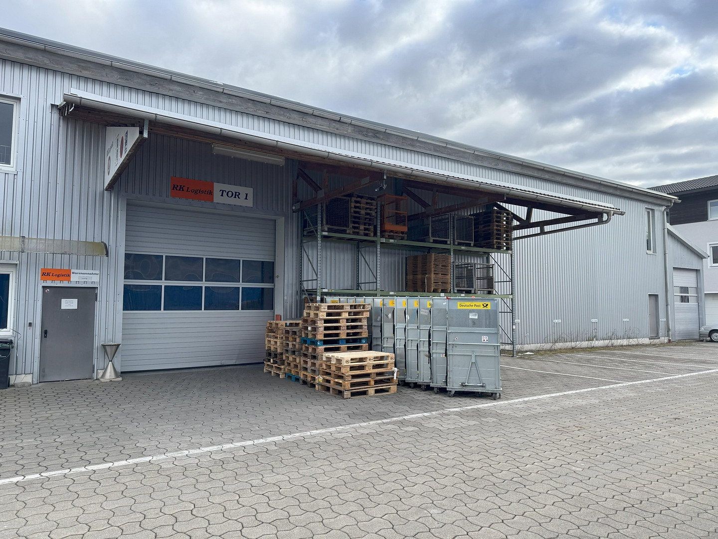 Pronájem obchodní prostory - Lauterbachstr.15 und 17 Geretsried Gelting Bayern 82538, 300 m² - 5