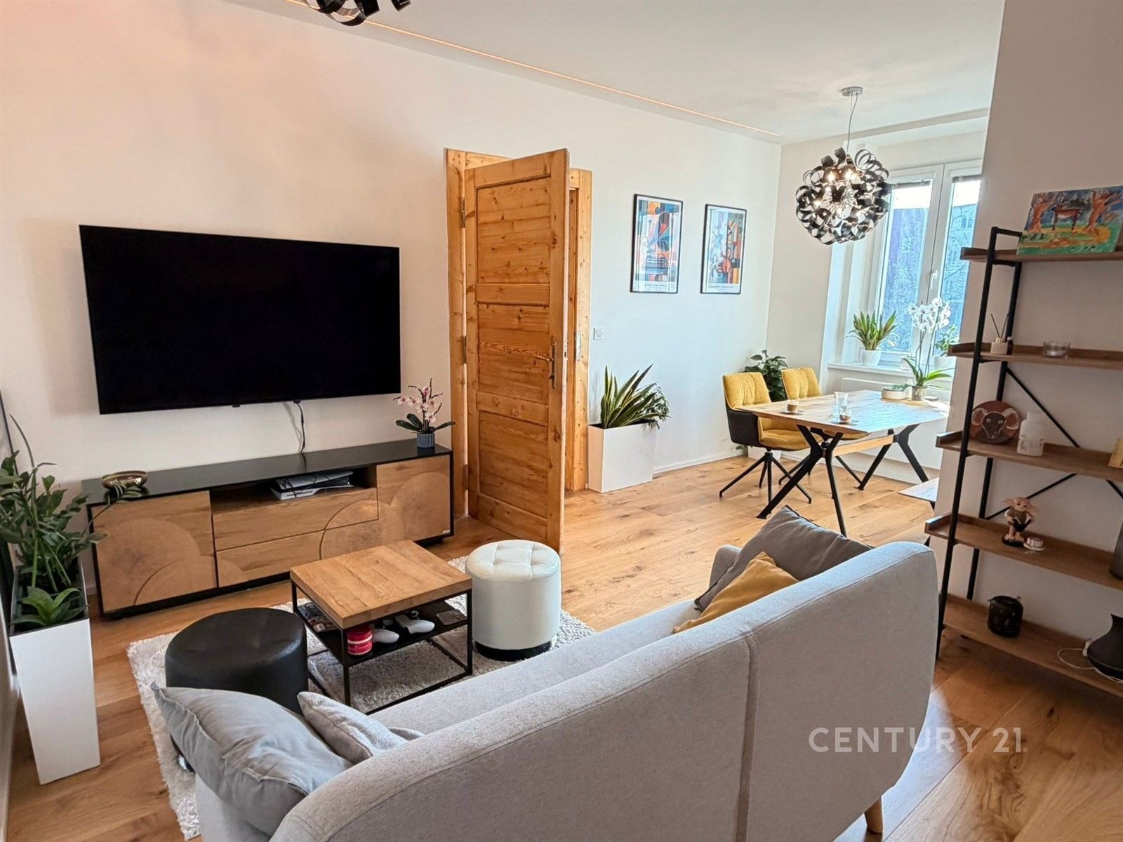 2+kk, Oblouková 956, Praha, 50 m²