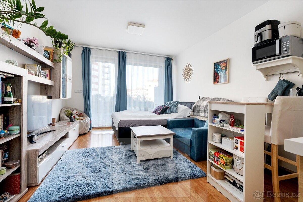 Prodej byt - Praha, 155 21