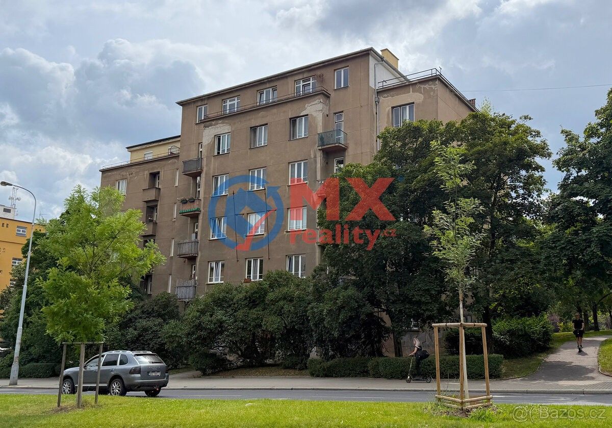 Byty, Praha, 100 00 - 1
