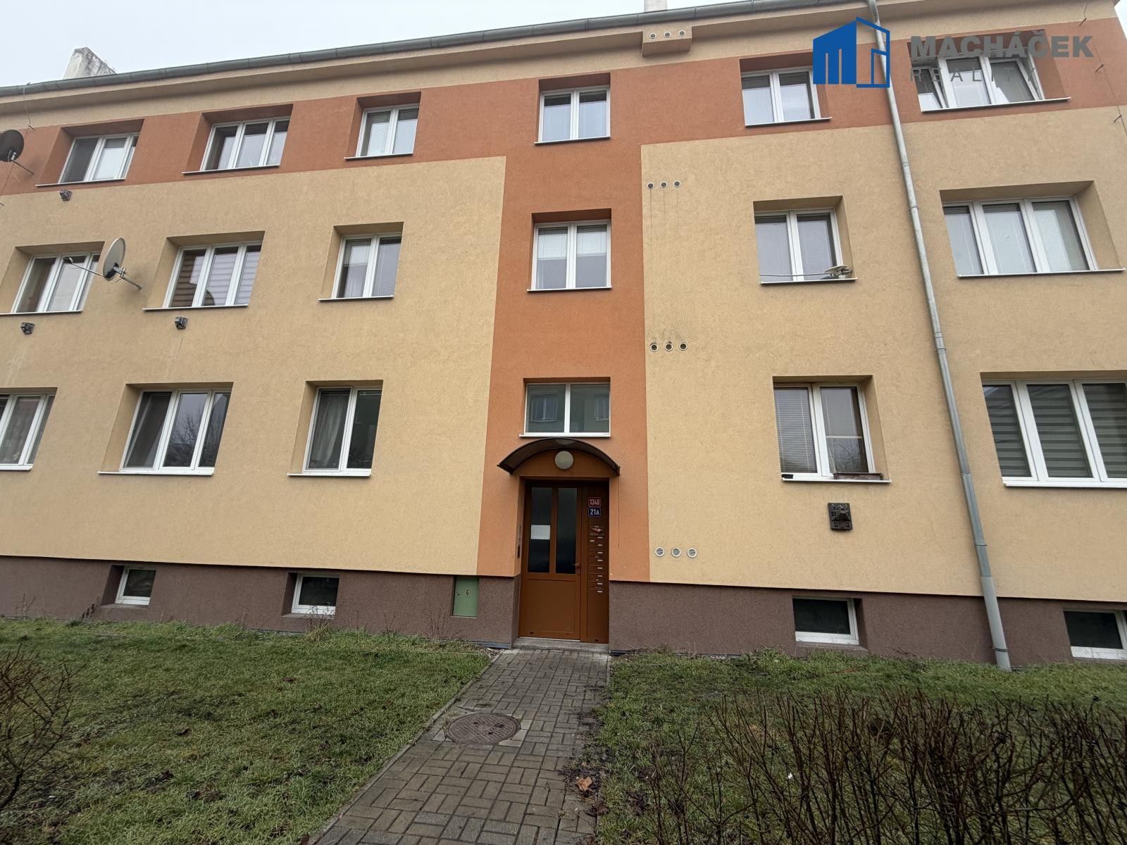 2+1, Jungmannova  , Duchcov, 49 m²