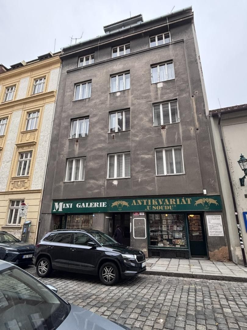 Činžovní domy, Veleslavínova, Plzeň, 890 m²