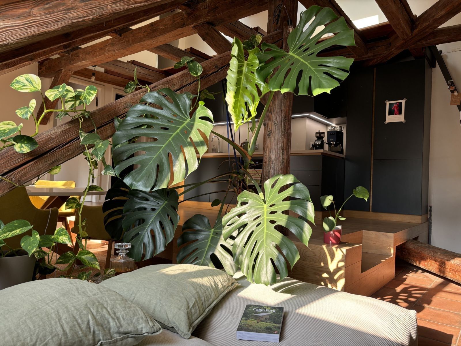 Byty, Prvního pluku, Praha - Karlín, 77 m² - 1