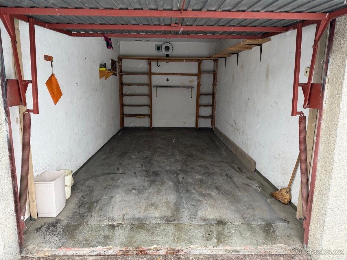 Pronájem garáž - Olomouc, 779 00