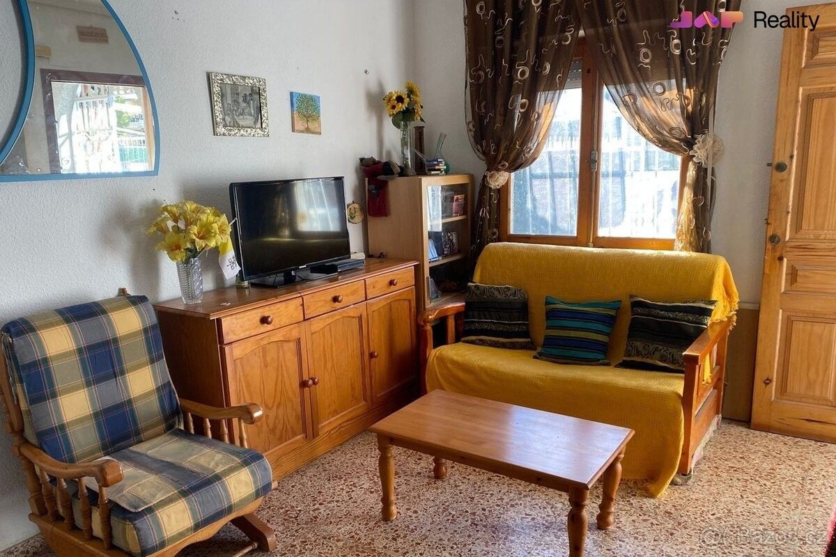 Prodej rodinný dům - 987 66, Zahraničí - 2