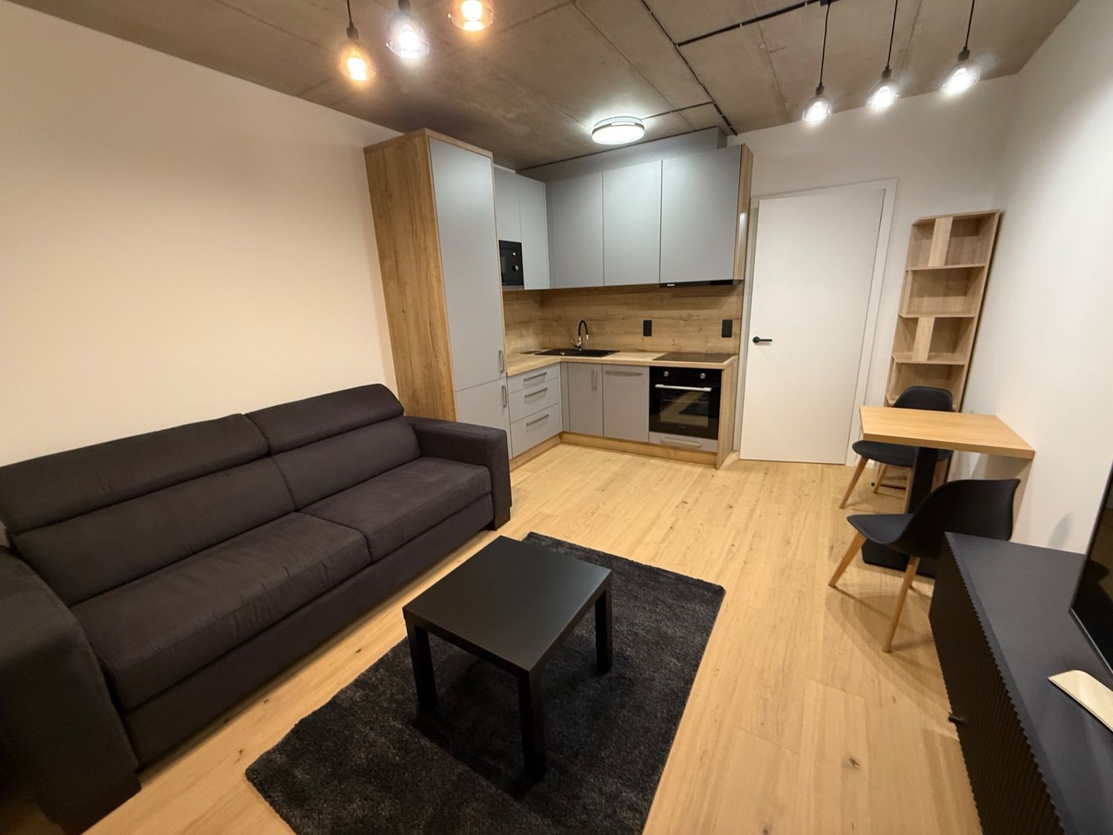 Pronájem byt 1+kk - Bratislavská, Brno - Zábrdovice, Jihomoravský kraj, 26 m² - 1