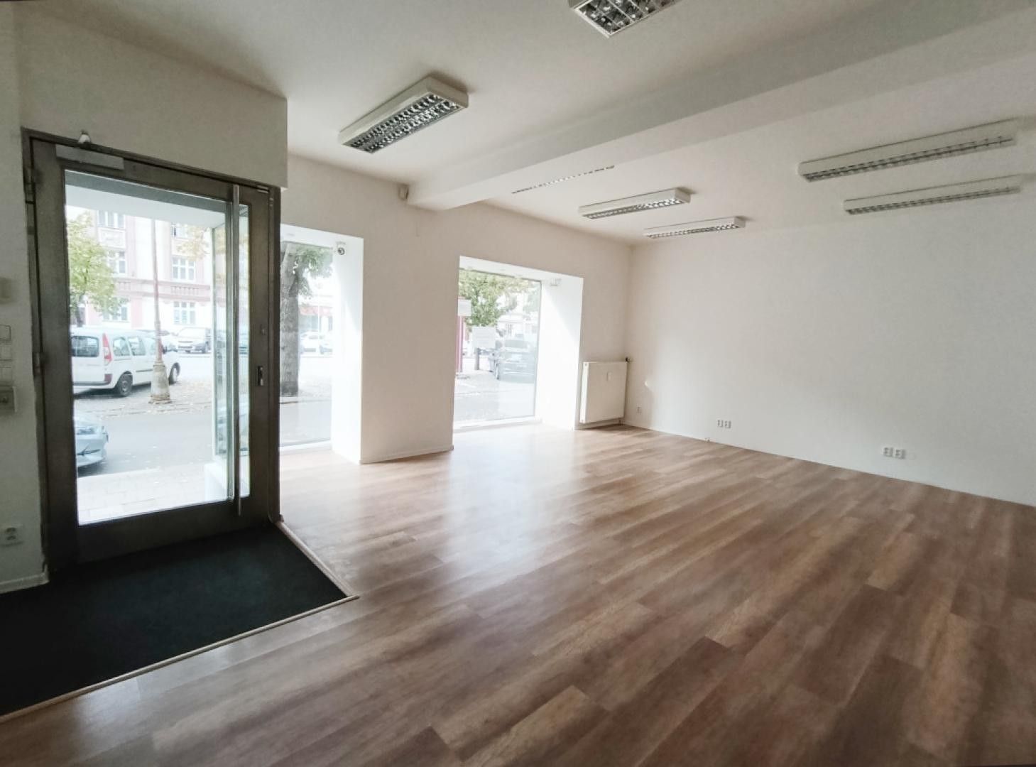 Obchodní prostory · 90 m² · třída Karla IV. 612, Hradec Králové - 4