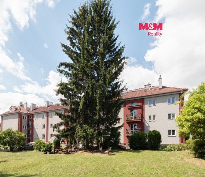 3+kk, Stochovská, Praha, 80 m² - 1