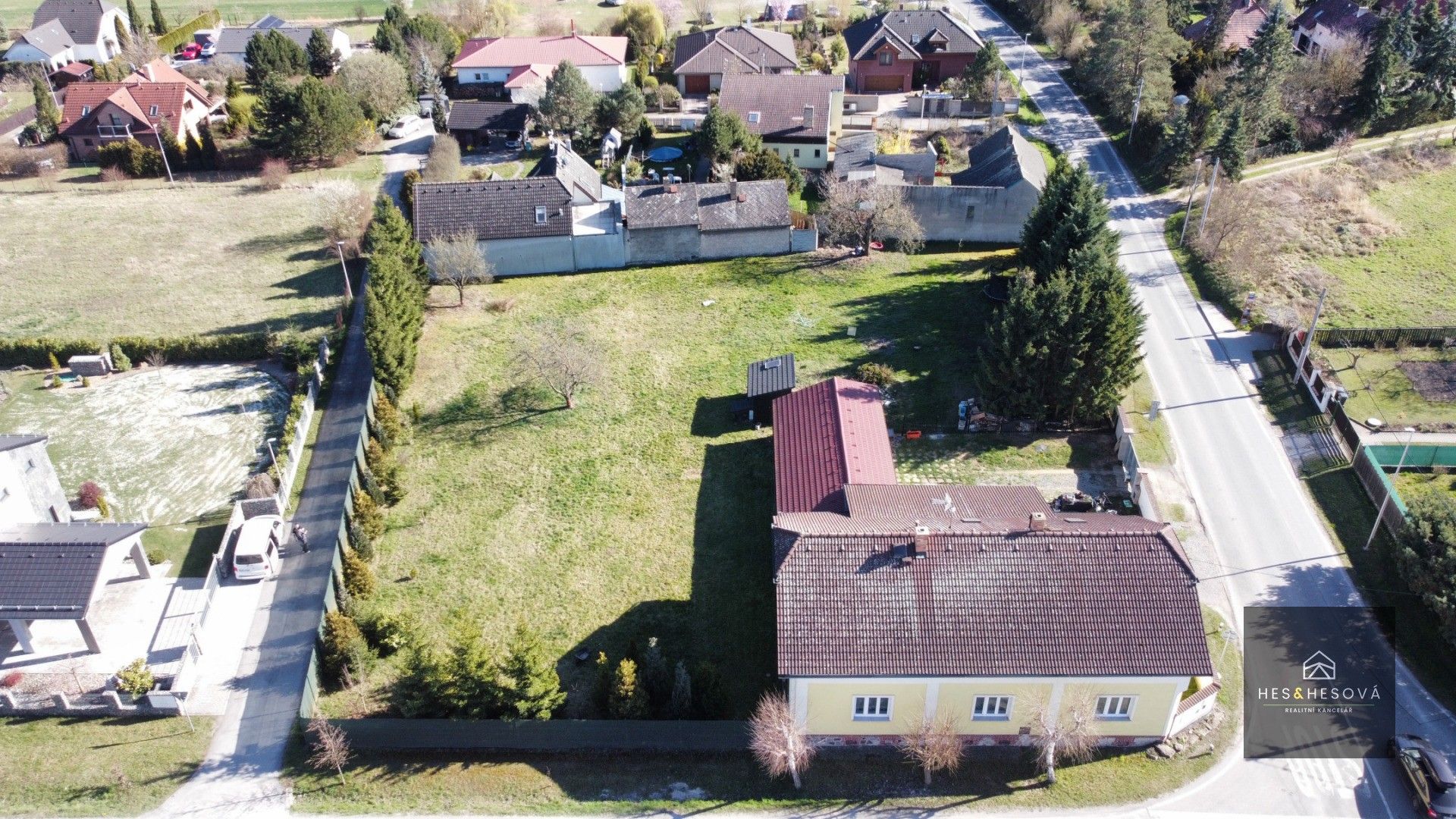 Pozemky pro bydlení, Nučice, 1 300 m² - 2