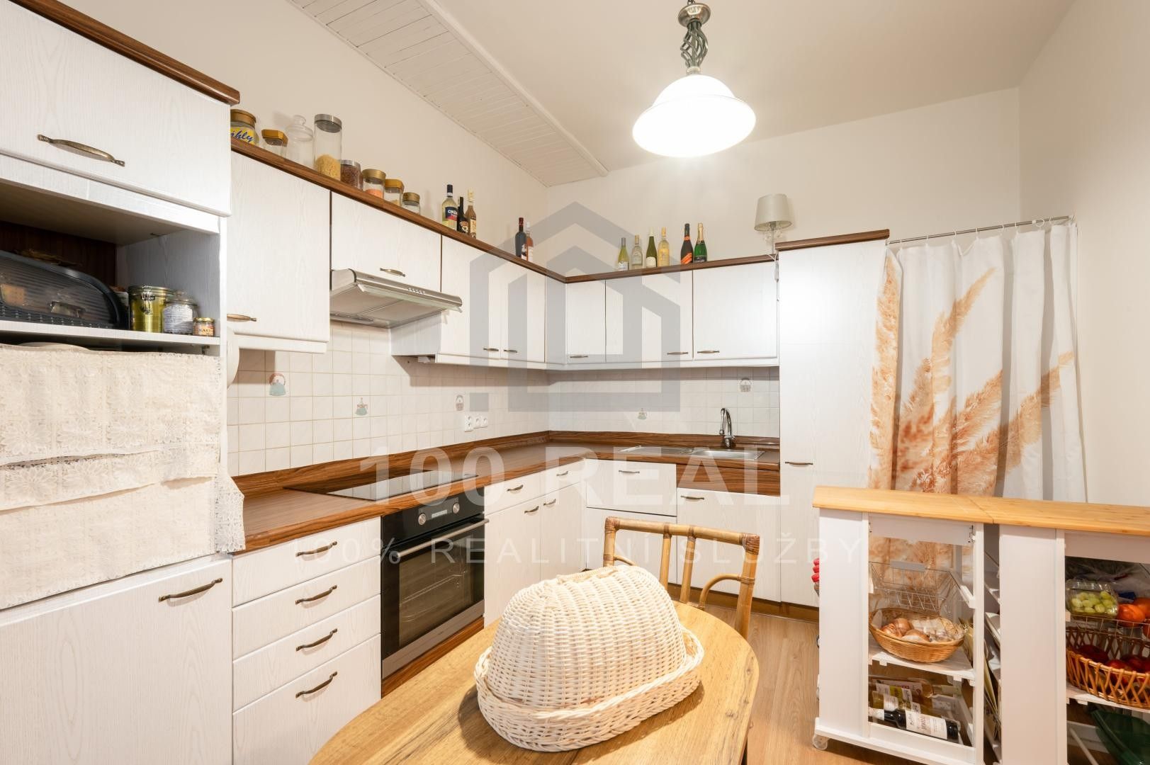 Prodej byt 2+1 - Gočárova třída, Hradec Králové, 78 m²