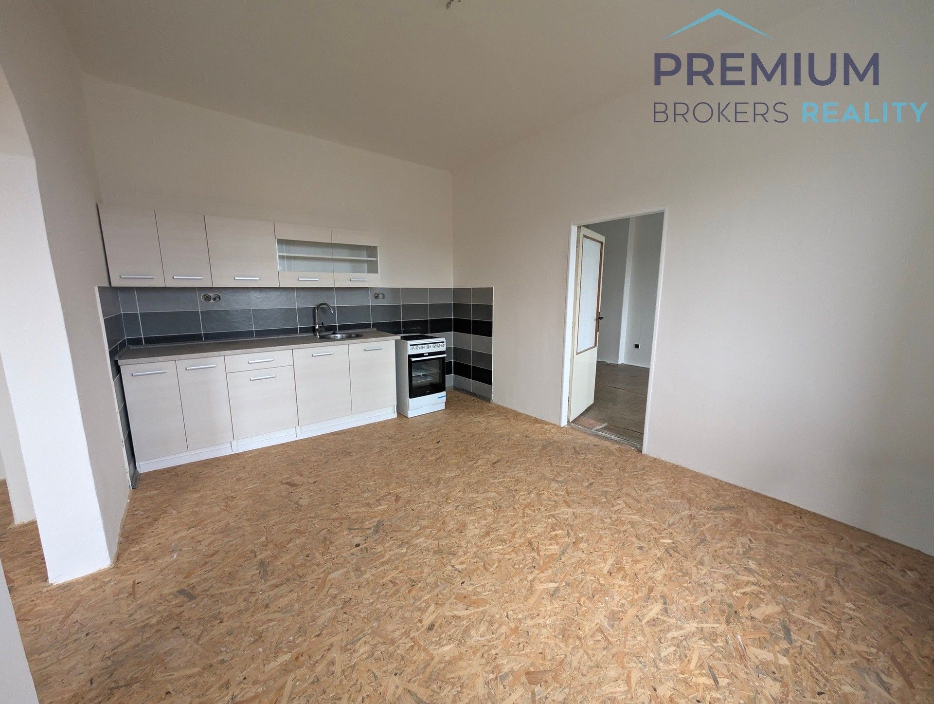 Pronájem byt 3+1 - Třebenice, 65 m²