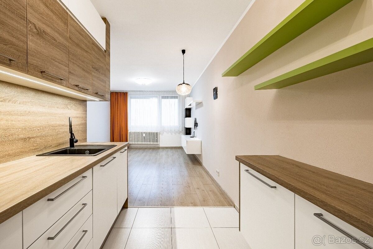 Prodej byt - Praha, 149 00