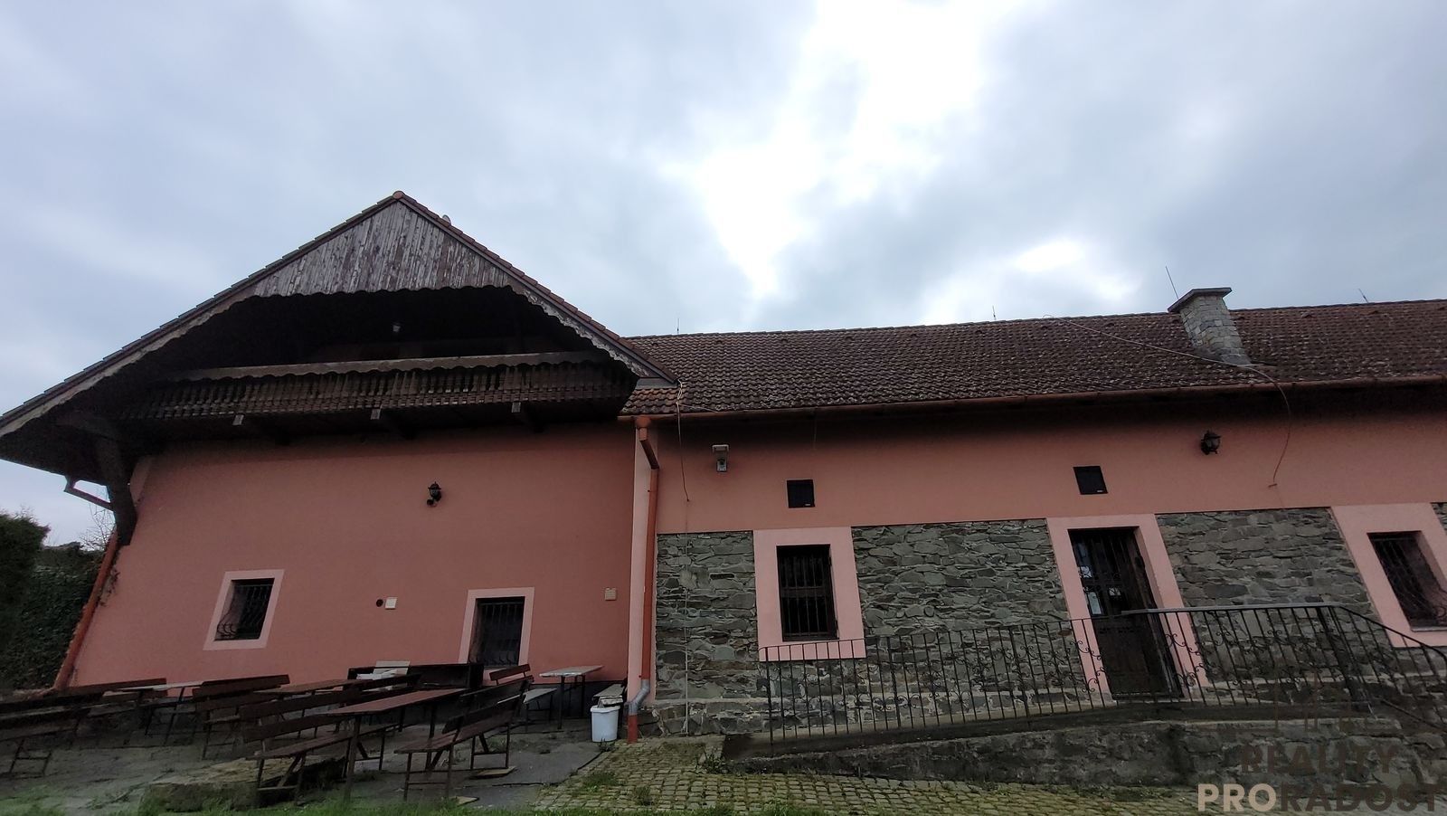 Ubytovací zařízení · 220 m² · Babice - 3