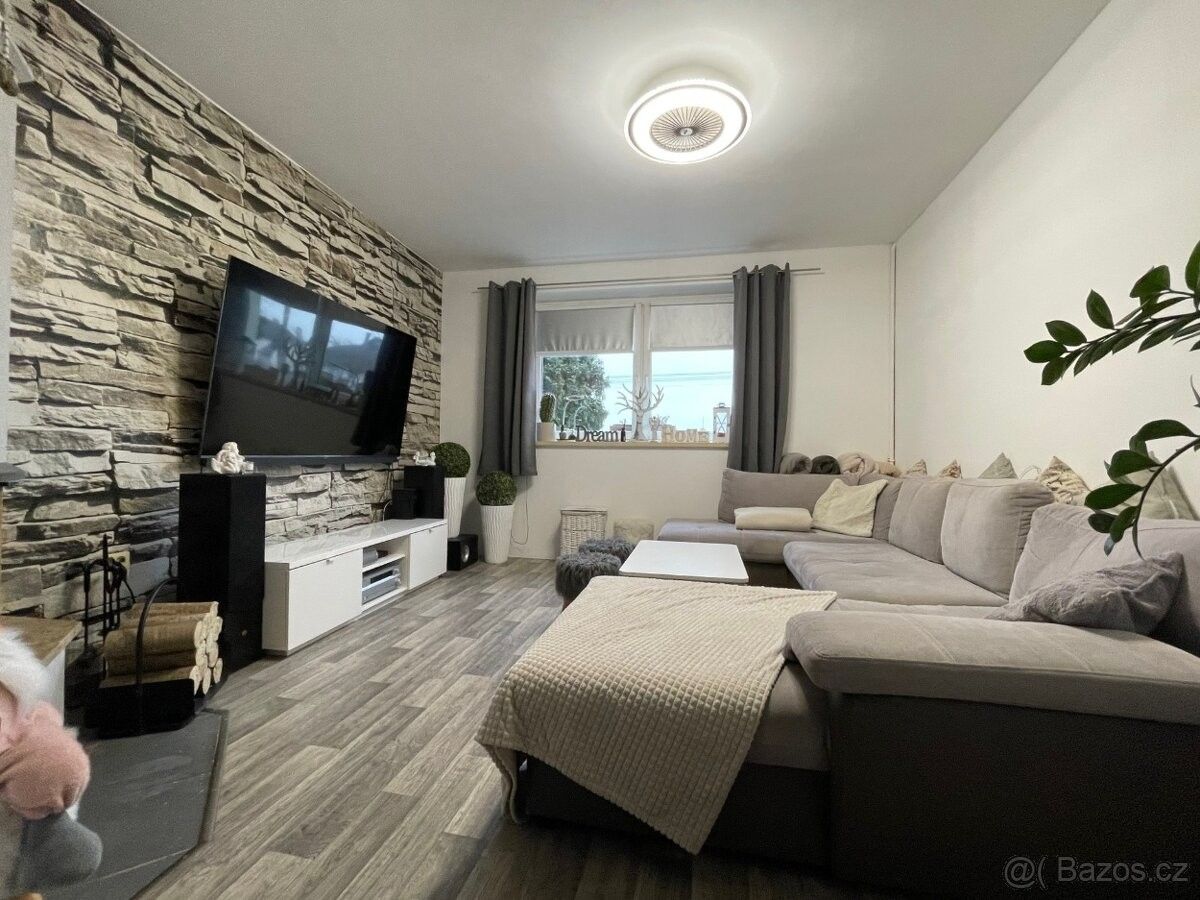 Prodej rodinný dům - Uherské Hradiště, 686 01