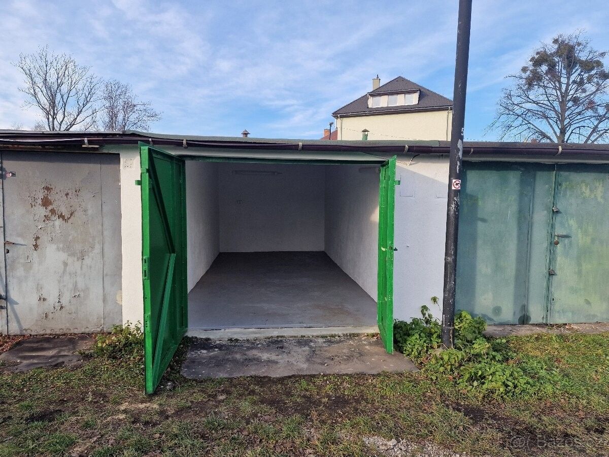 Garáže, Ostrava, 709 00