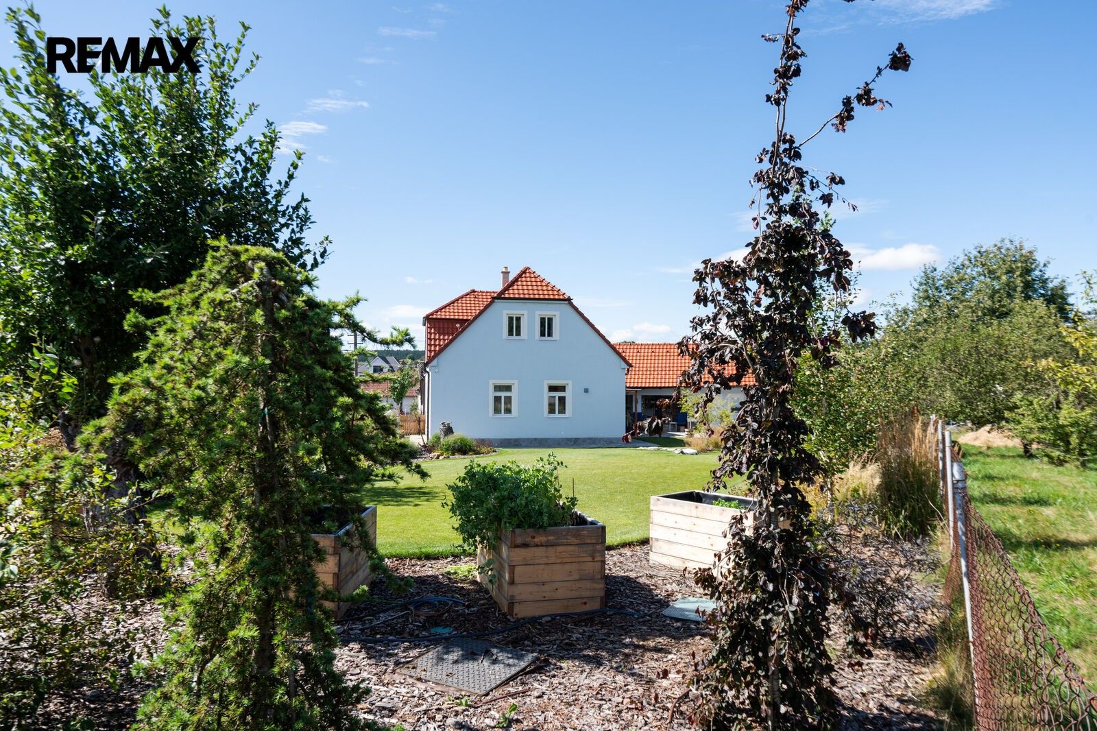 Rodinné domy, Bobrůvka, 310 m² - 2