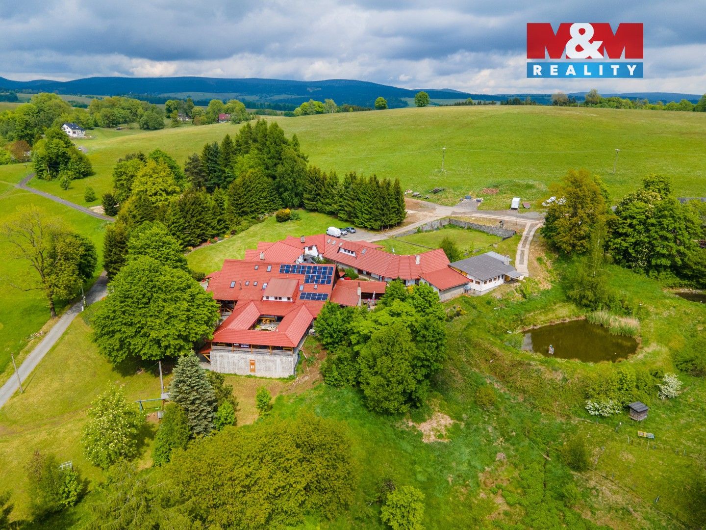 Ubytovací zařízení, Rampuše, Liberk, 1 500 m² - 2
