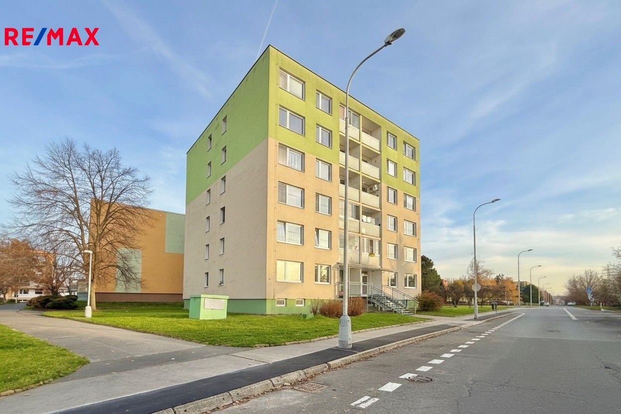 3+kk, Manželů Dostálových, Praha, 64 m²
