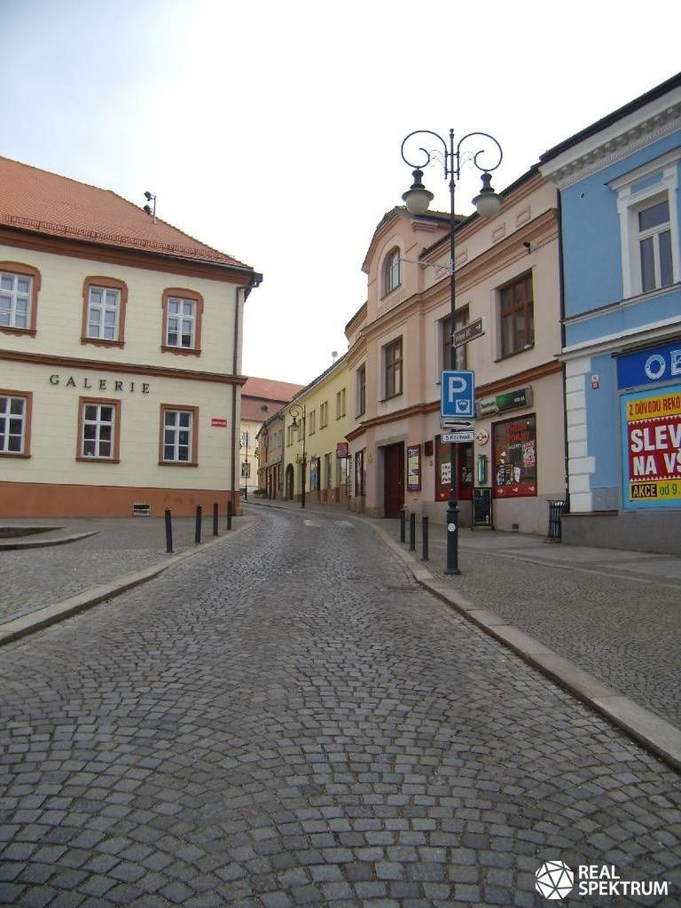 Pronájem obchodní prostory - Masarykovo náměstí, Boskovice, 60 m²
