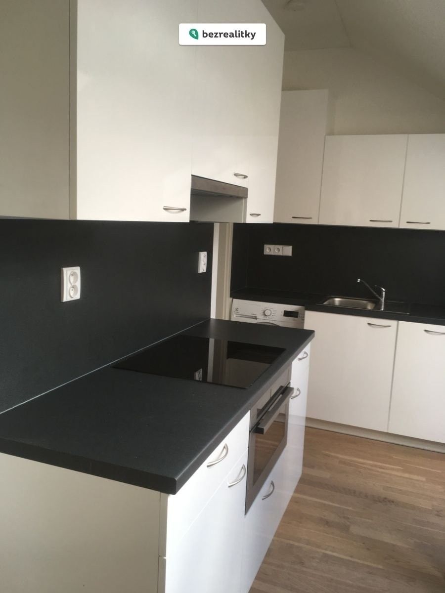 Prodej byt 1+kk - Velvarská, Praha, 58 m²
