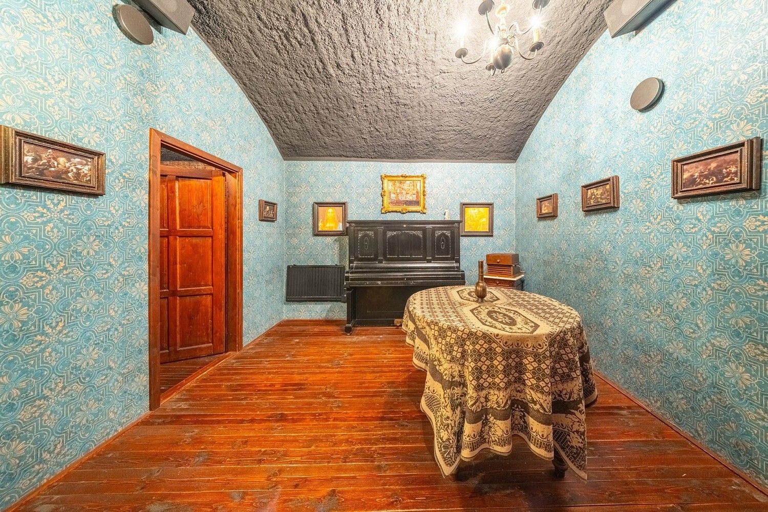 Prodej obchodní prostory - Praha - Malá Strana, okres Praha 5, Hlavní město Praha, 95 m² - 5