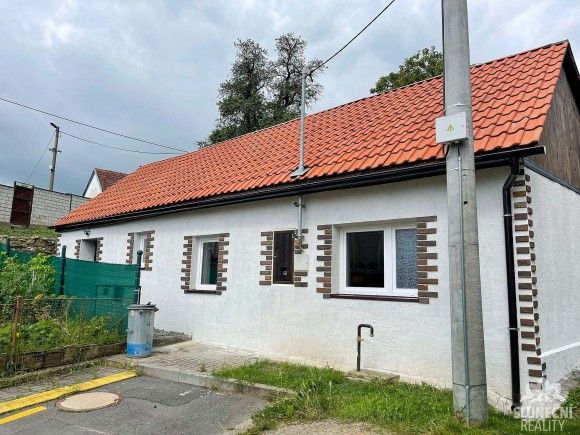 Rodinné domy, Bojkovice, 687 71