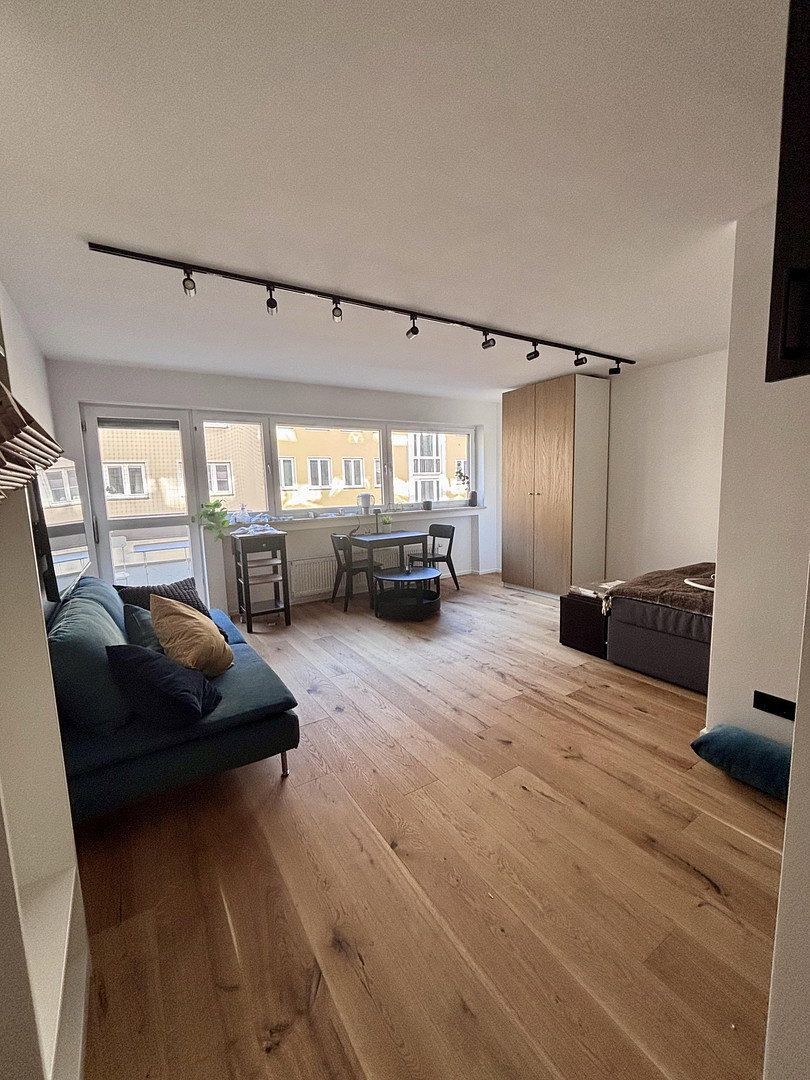 1+1, Elvirastraße München Neuhausen Bayern 80636, 36 m² - 2