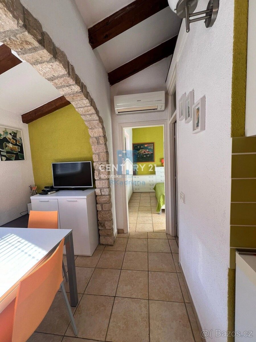 Prodej byt - 987 66, Zahraničí