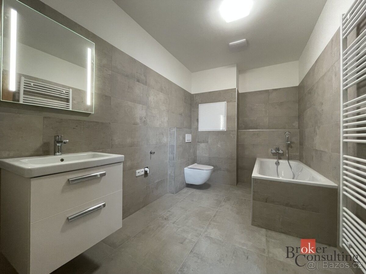 Byty, Znojmo, 669 02 - 2