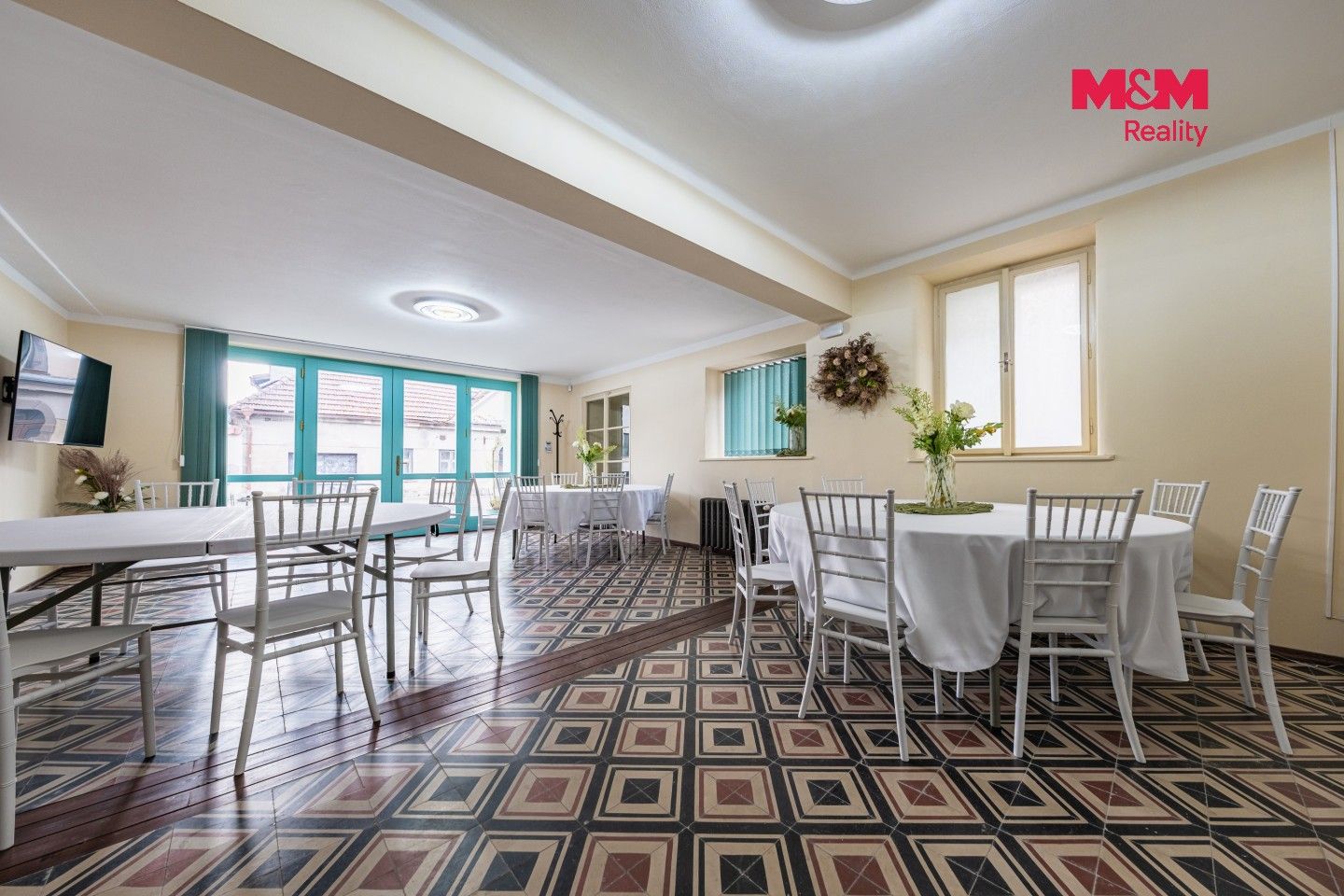 Pronájem rodinný dům - Tyršova, Rožďalovice, 300 m² - 2