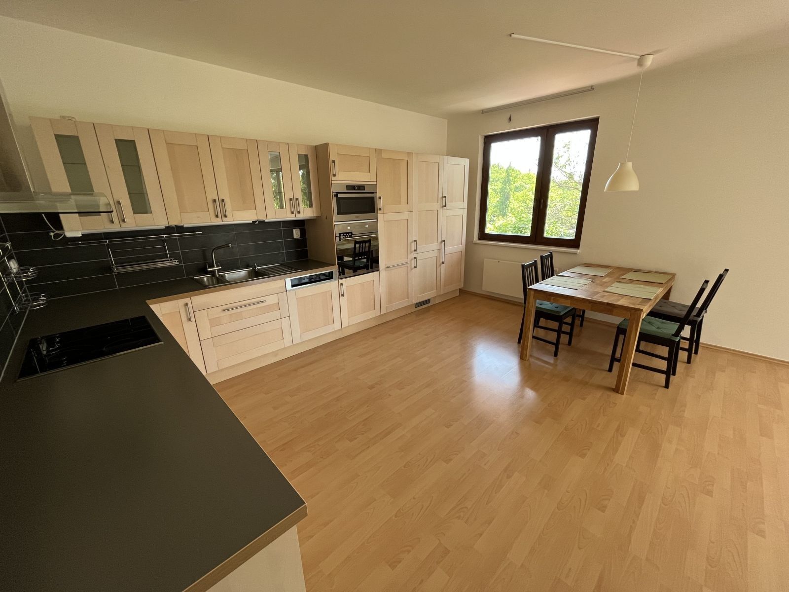 3+kk, Jeřabinová, Praha - Smíchov, 89 m² - 1